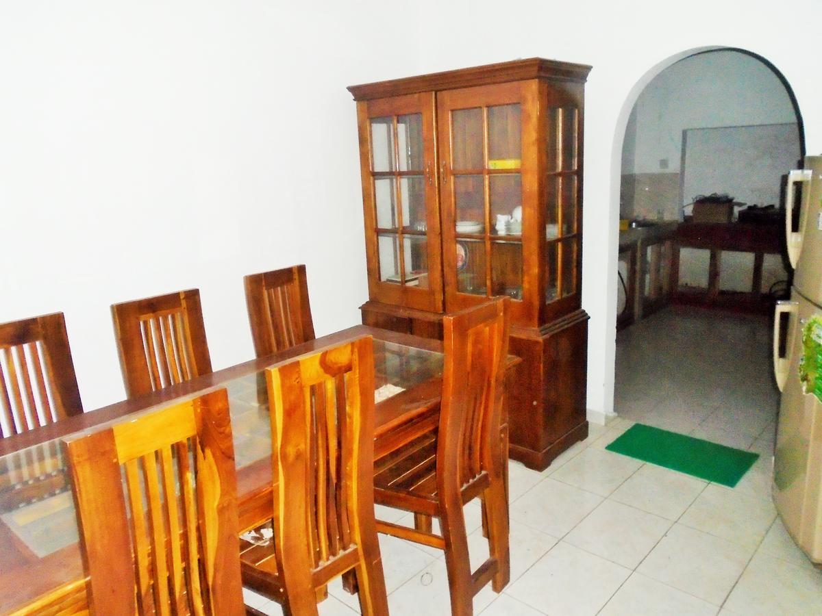 Ceylon Hostel-Galle ウナワトゥナ エクステリア 写真